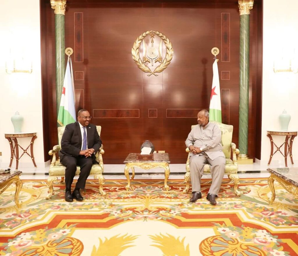 Puntland State of Somalia's  President Saed Abdullahi Deni held meeting with  Djibouti's president Ismail Omar Gele