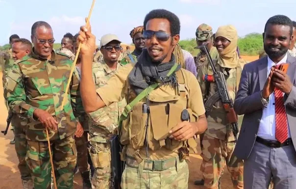 Xildhibaan Yaasiin Farey oo sheegay in Al-shabaab 10 qof oo shacab ah ku dishay Shabellaha Dhexe