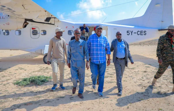 Madaxweyne Siciid Cabdullaahi Deni oo markii ugu horreysay gaaray bariga fog ee Puntland