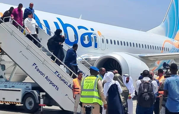 Diyaaradda Fly Dubai oo bilowday Duulimaad toos ah oo isku xiri doona Magaalooyinka Muqdisho iyo Dubai